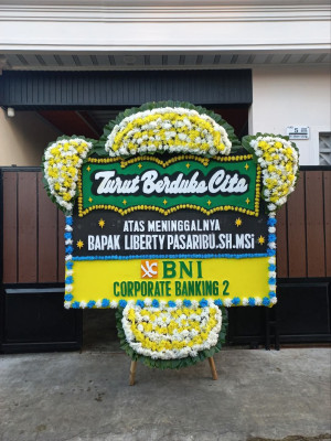 Papan Bunga Duka di Tondano Barat
